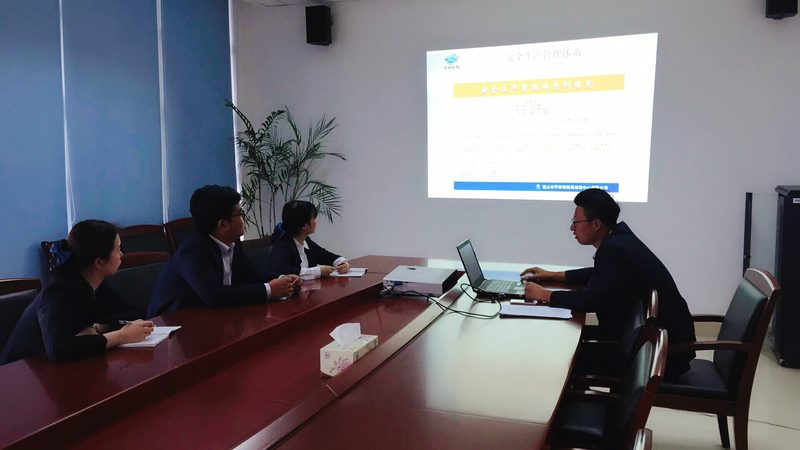 电商行业日新月异，不断学习是提高自己竞争力的关键。以下是一些建议：
